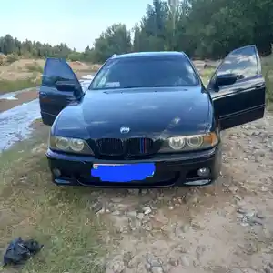 BMW 5 series, 2001