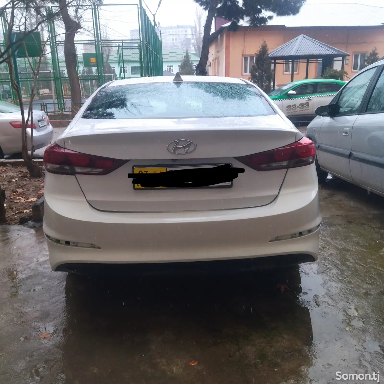 Hyundai Elantra, 2017-1