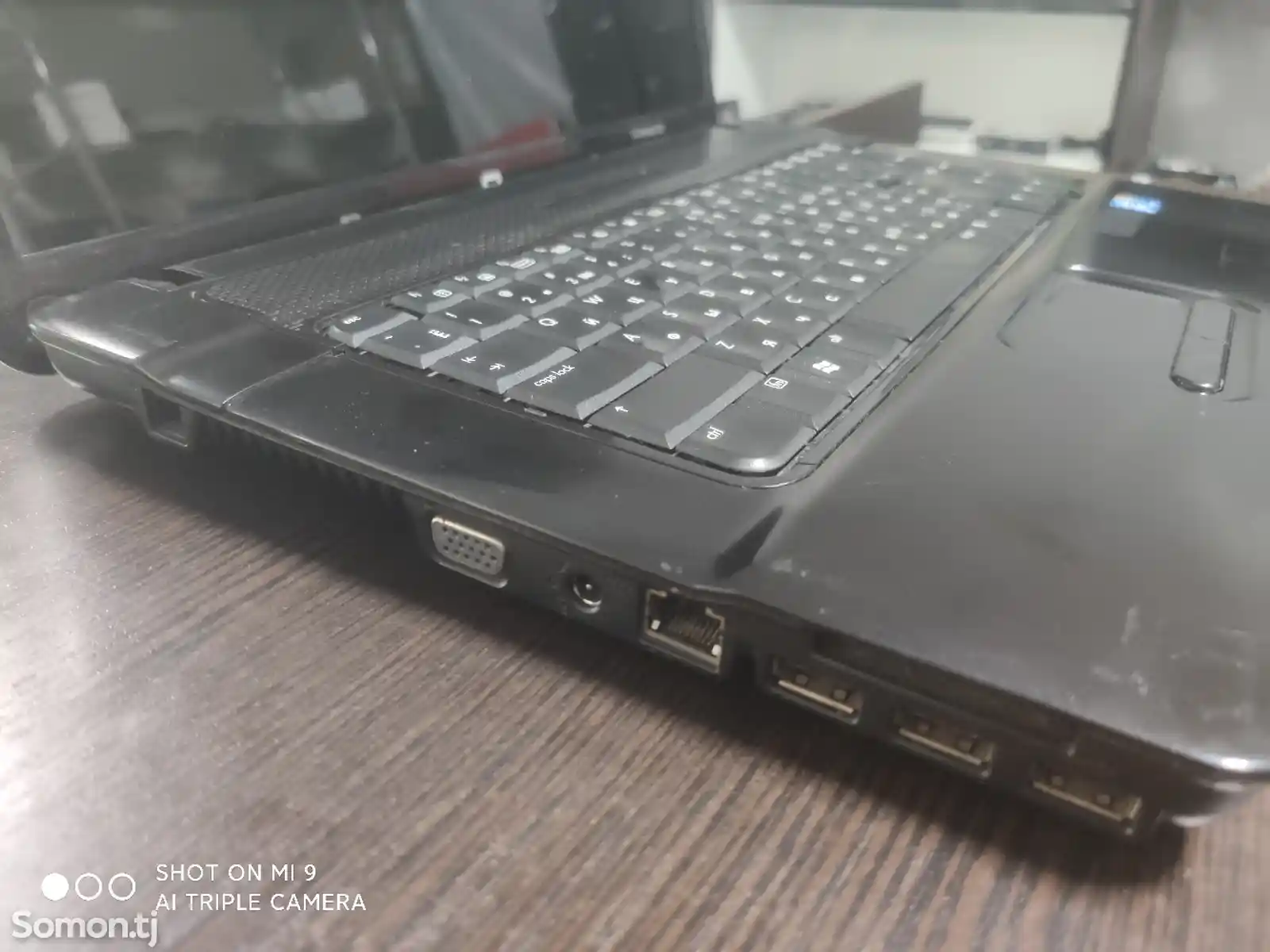 Ноутбук Compaq HP-3