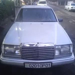 Mercedes-Benz W124, 1995