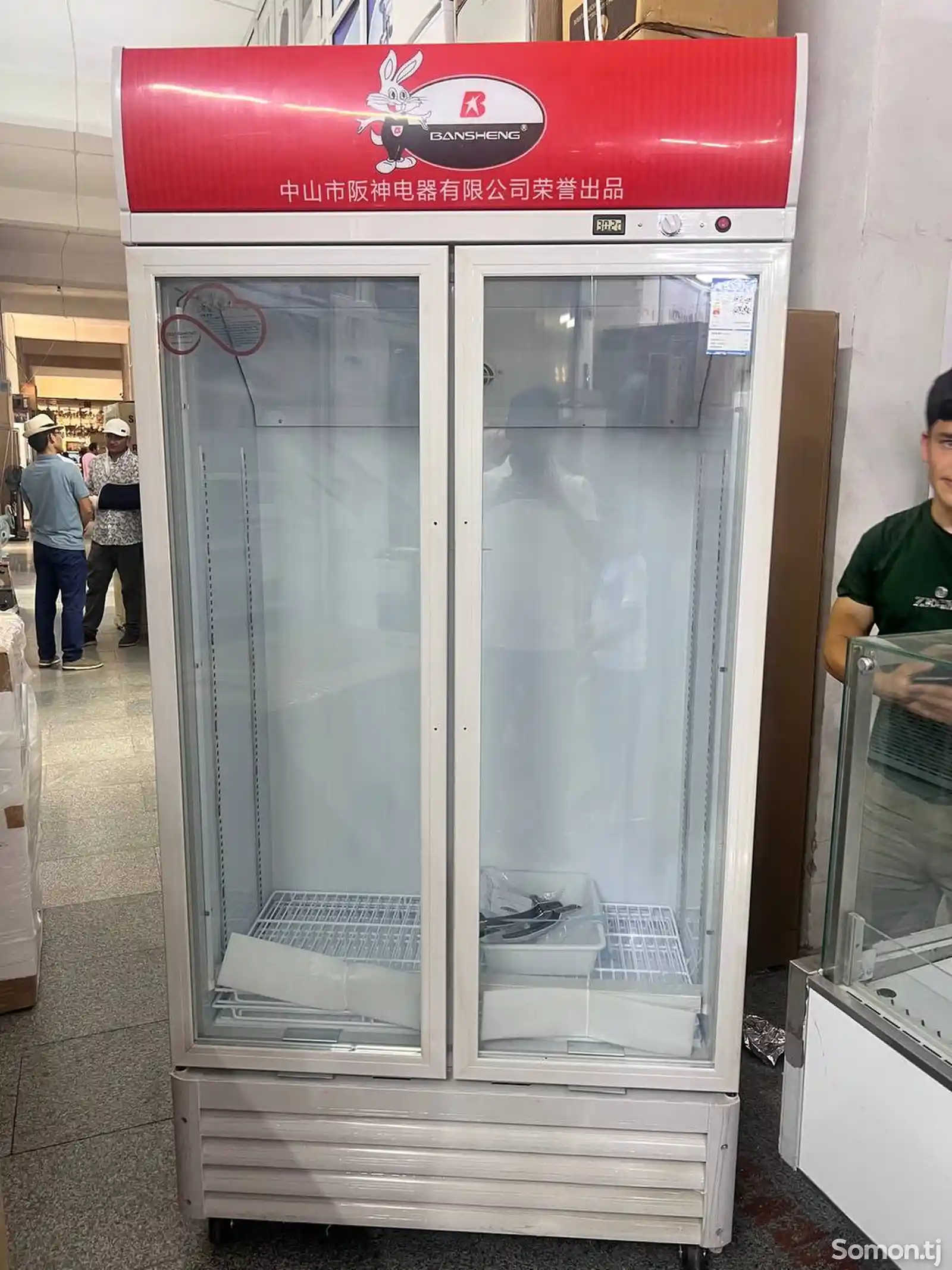 Витринный холодильник Bansh - V553-1