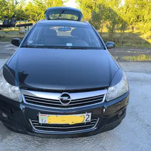 Opel Astra H, 2008