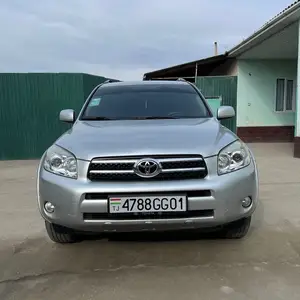 Toyota RAV 4, 2008