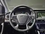 Hyundai Sonata, 2016-12