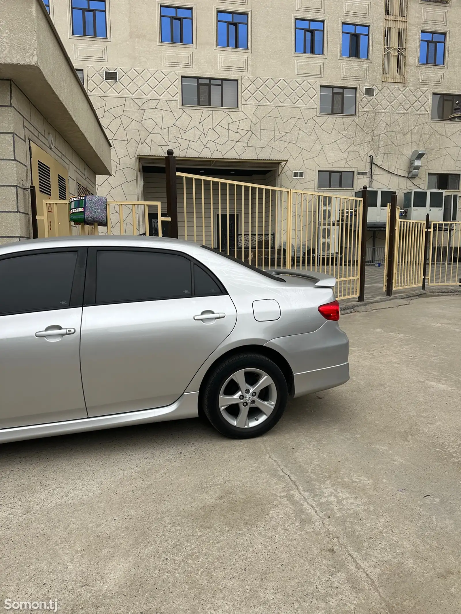 Toyota Corolla, 2013-11