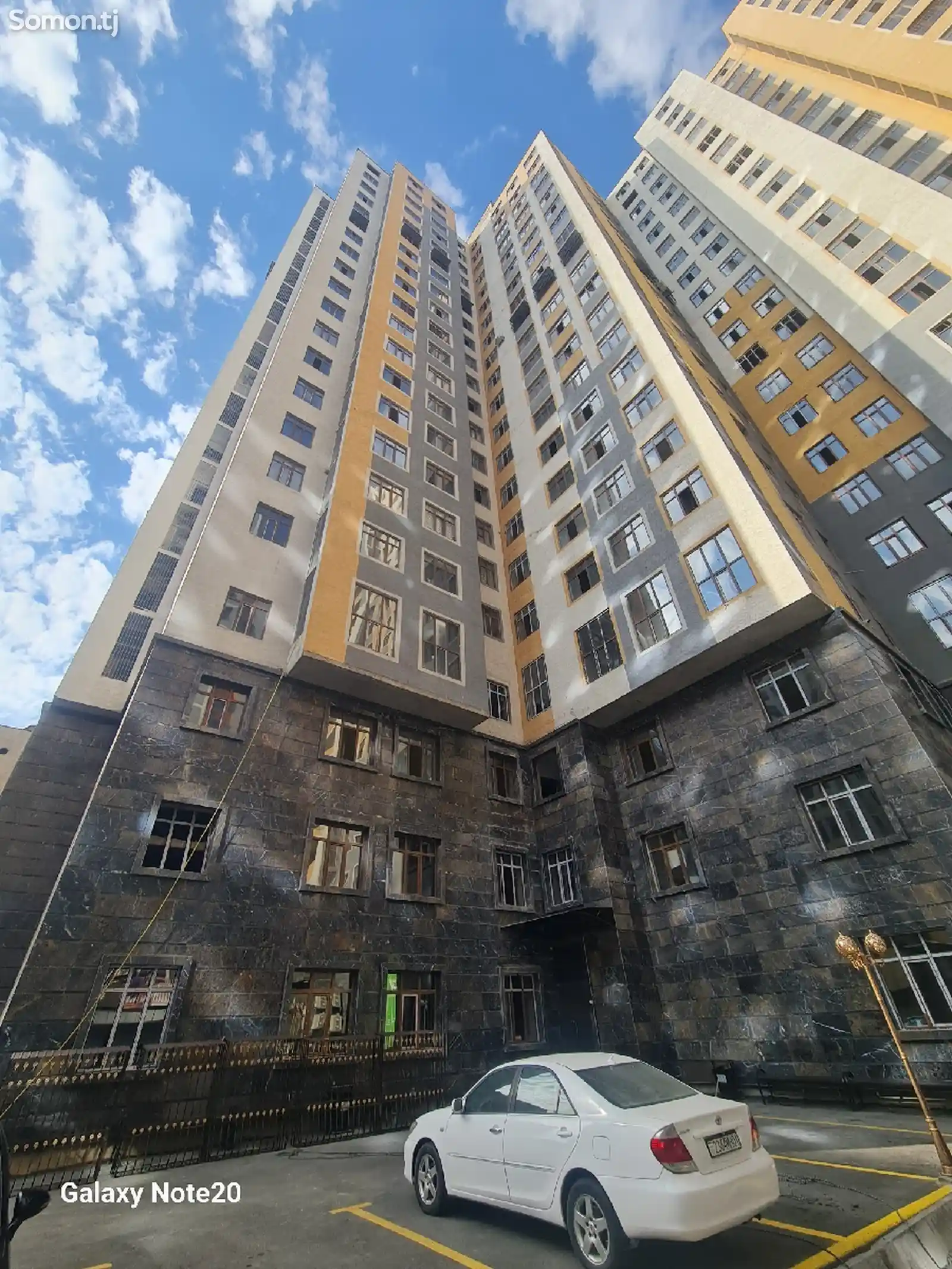 3-комн. квартира, 20 этаж, 90 м², И. Сомони-5