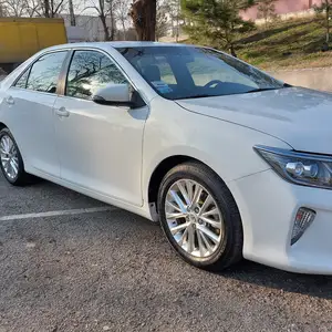 Toyota Camry, 2012