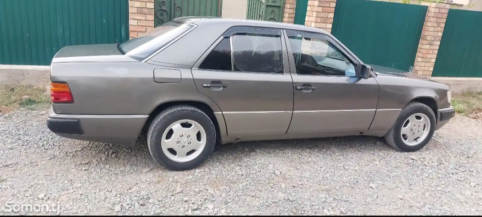 Mercedes-Benz W124, 1991-1