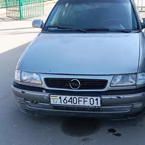 Opel Astra F, 1995