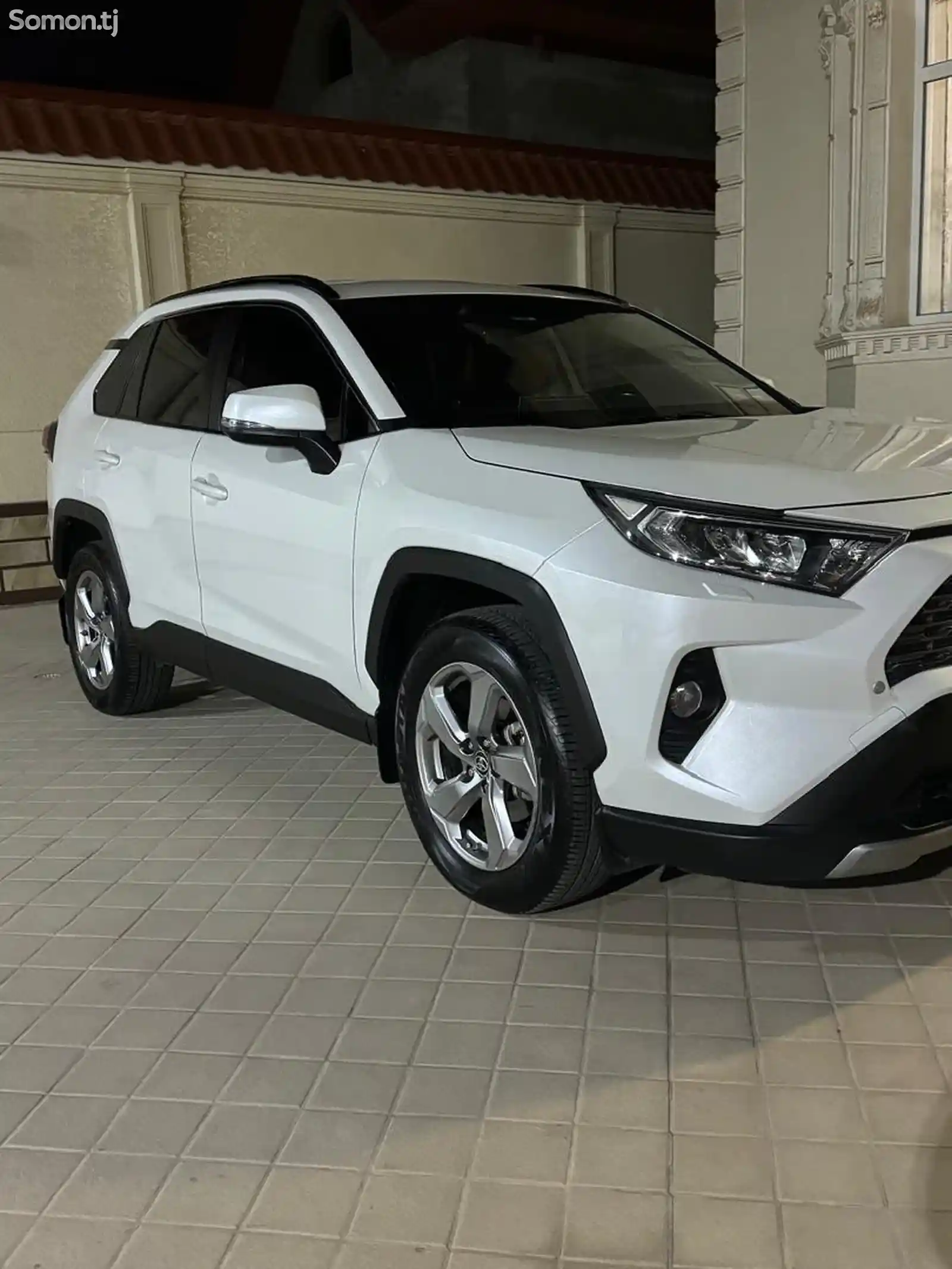 Toyota RAV 4, 2021-3