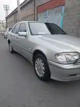 Mercedes-Benz C class, 2000-3