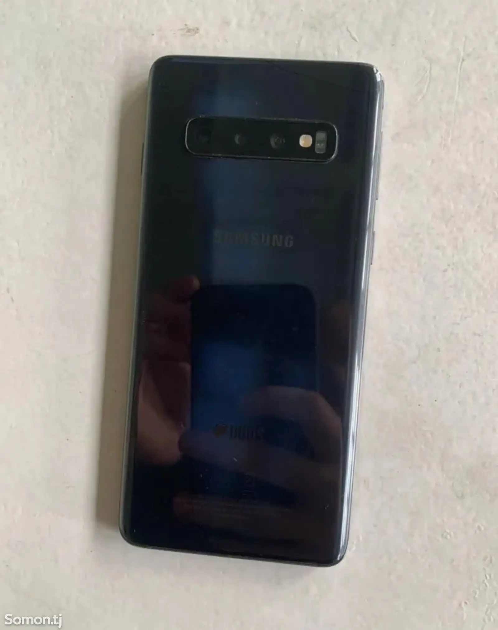 Samsung Galaxy S10 8/128gb-1