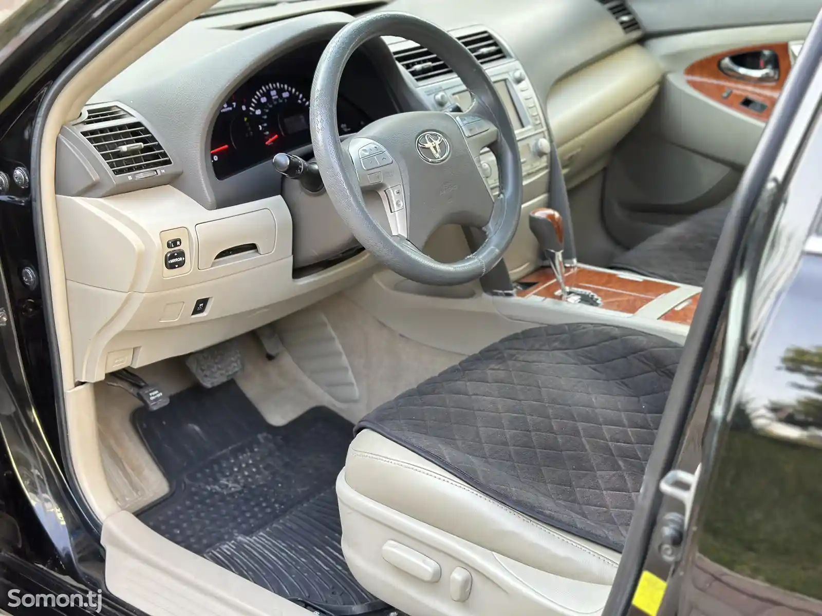 Toyota Camry, 2011-9