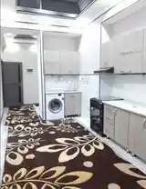 2-комн. квартира, 14 этаж, 60м², Гранд отель-3