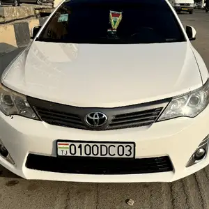 Toyota Camry, 2012