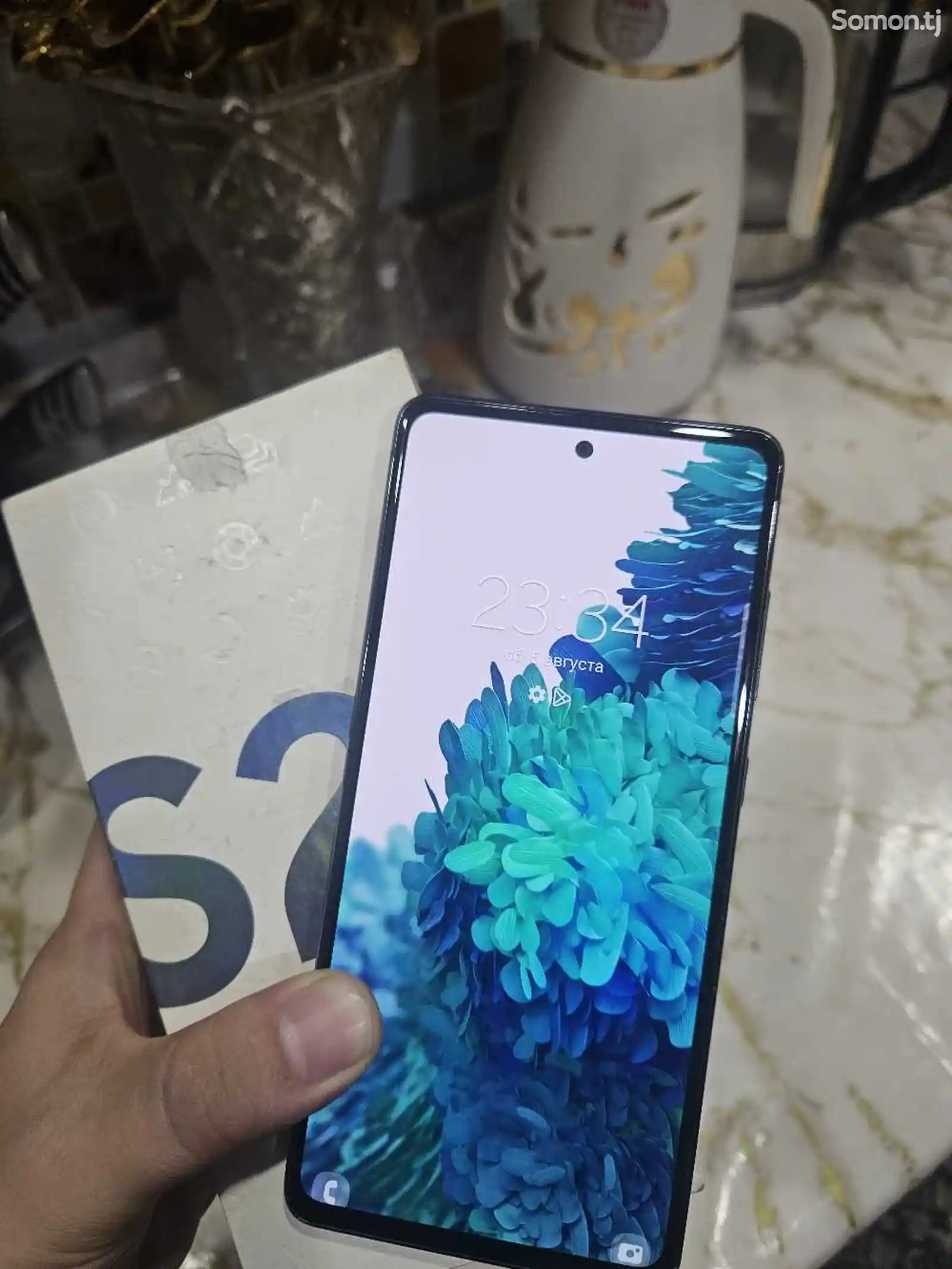 Samsung Galaxy S20 FЕ-1