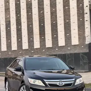 Toyota Camry, 2014