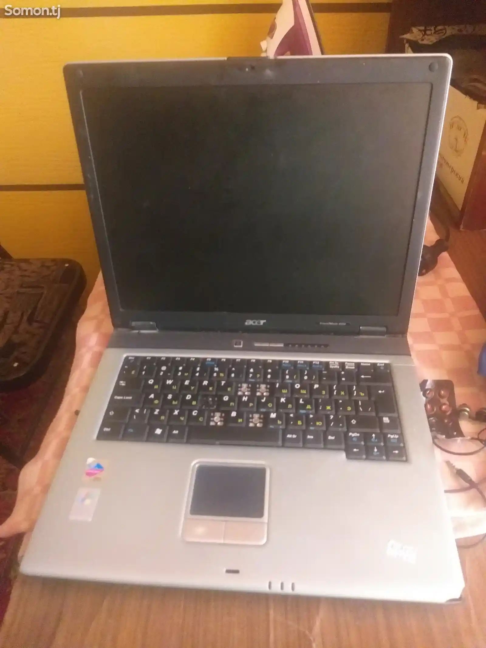 Ноутбук Acer-1