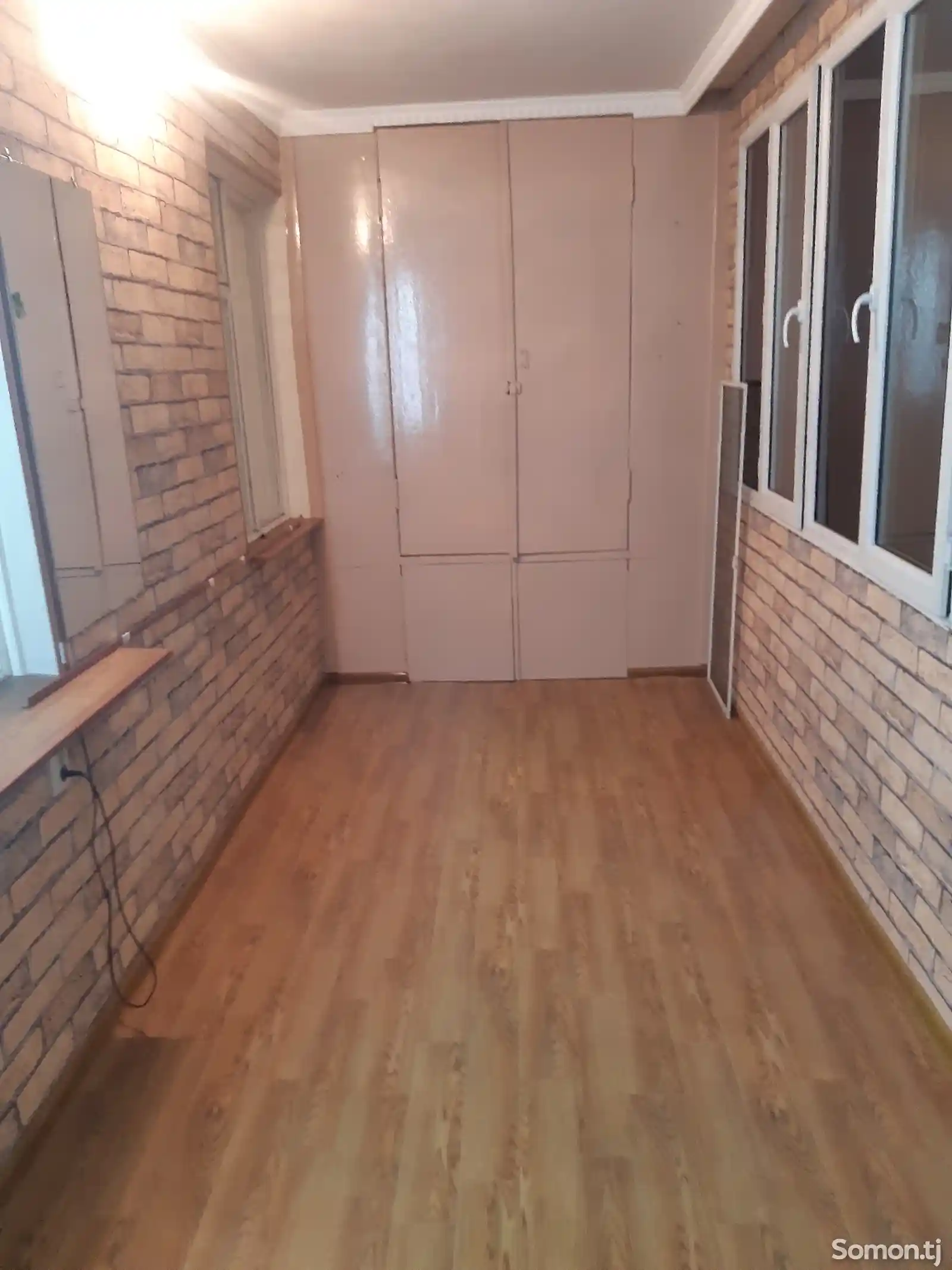 4-комн. квартира, 2 этаж, 85 м², Cино-10