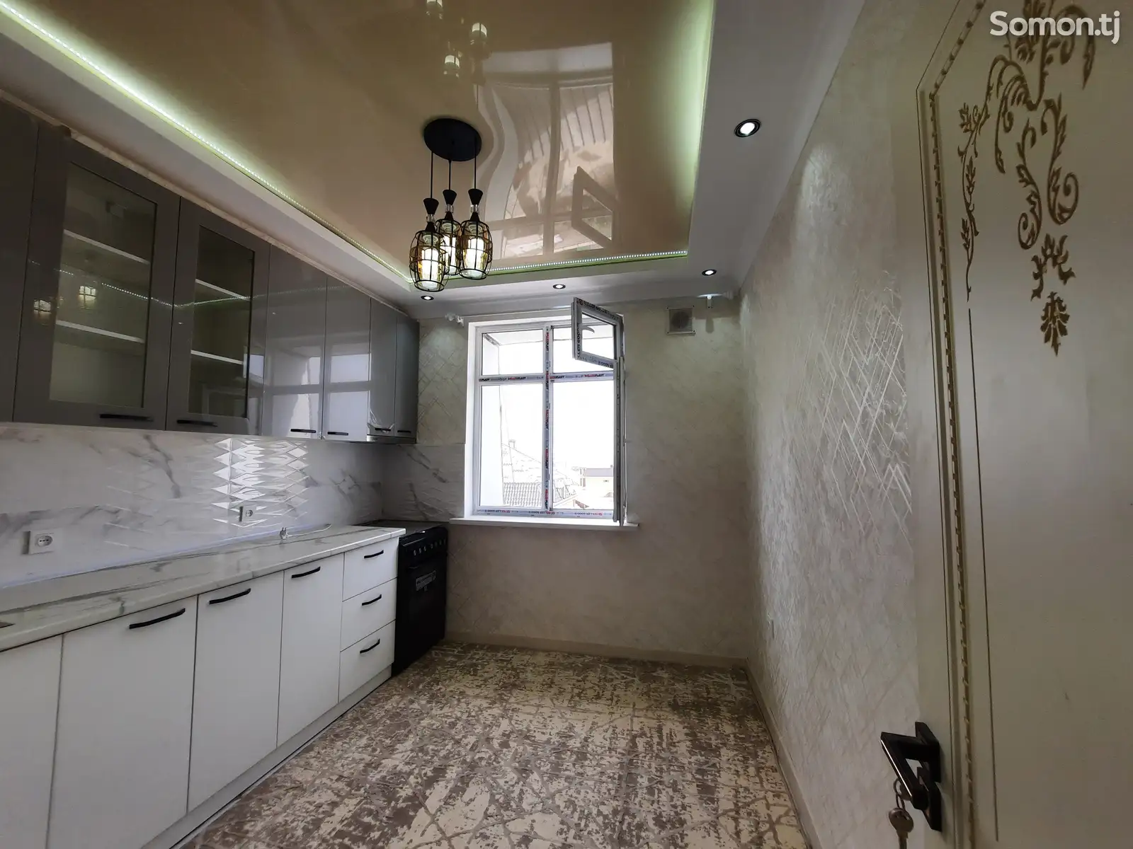 3-комн. квартира, 14 этаж, 82 м², Фирдавси-3