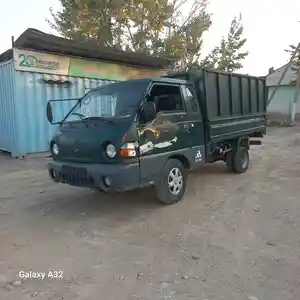 Бортовой грузовик Hyundai Porter, 2002