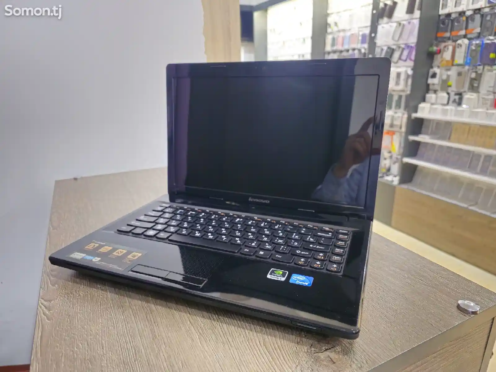 Ноутбук Lenovo 14 Intel Celeron / 4GB / GT 610M 1GB / HDD 500GB-2