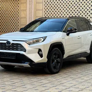 Toyota RAV 4, 2023