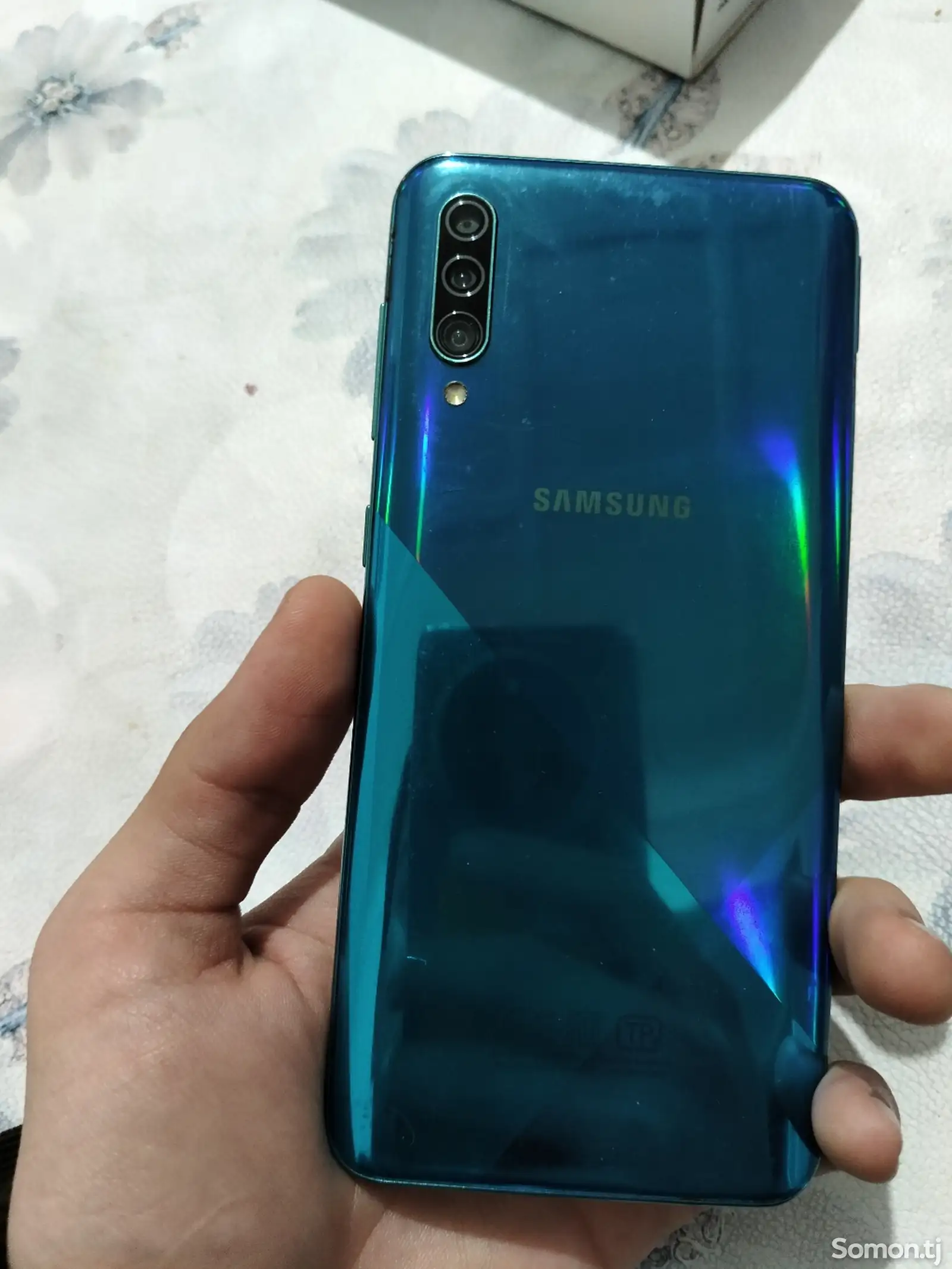 Samsung Galaxy A30-1