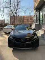 Toyota Camry, 2018-5