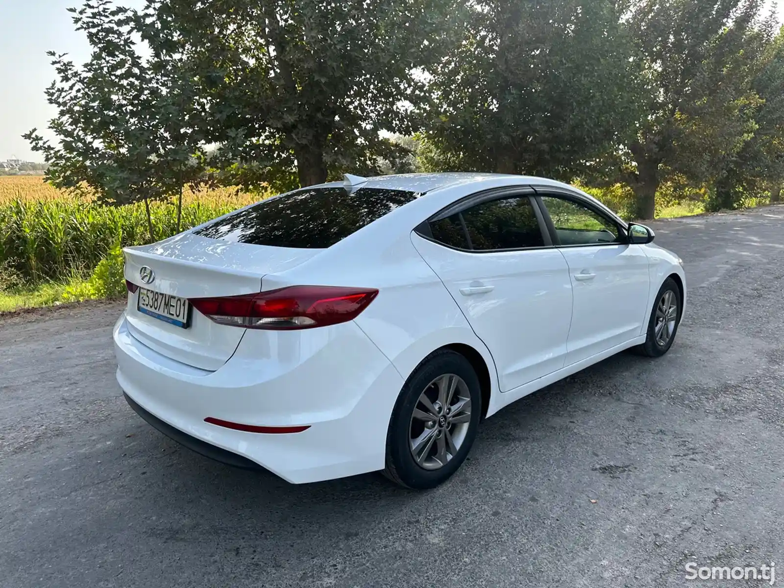 Hyundai Elantra, 2017-12