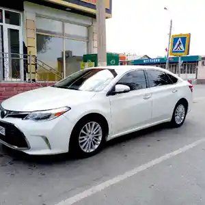 Toyota Avalon, 2015