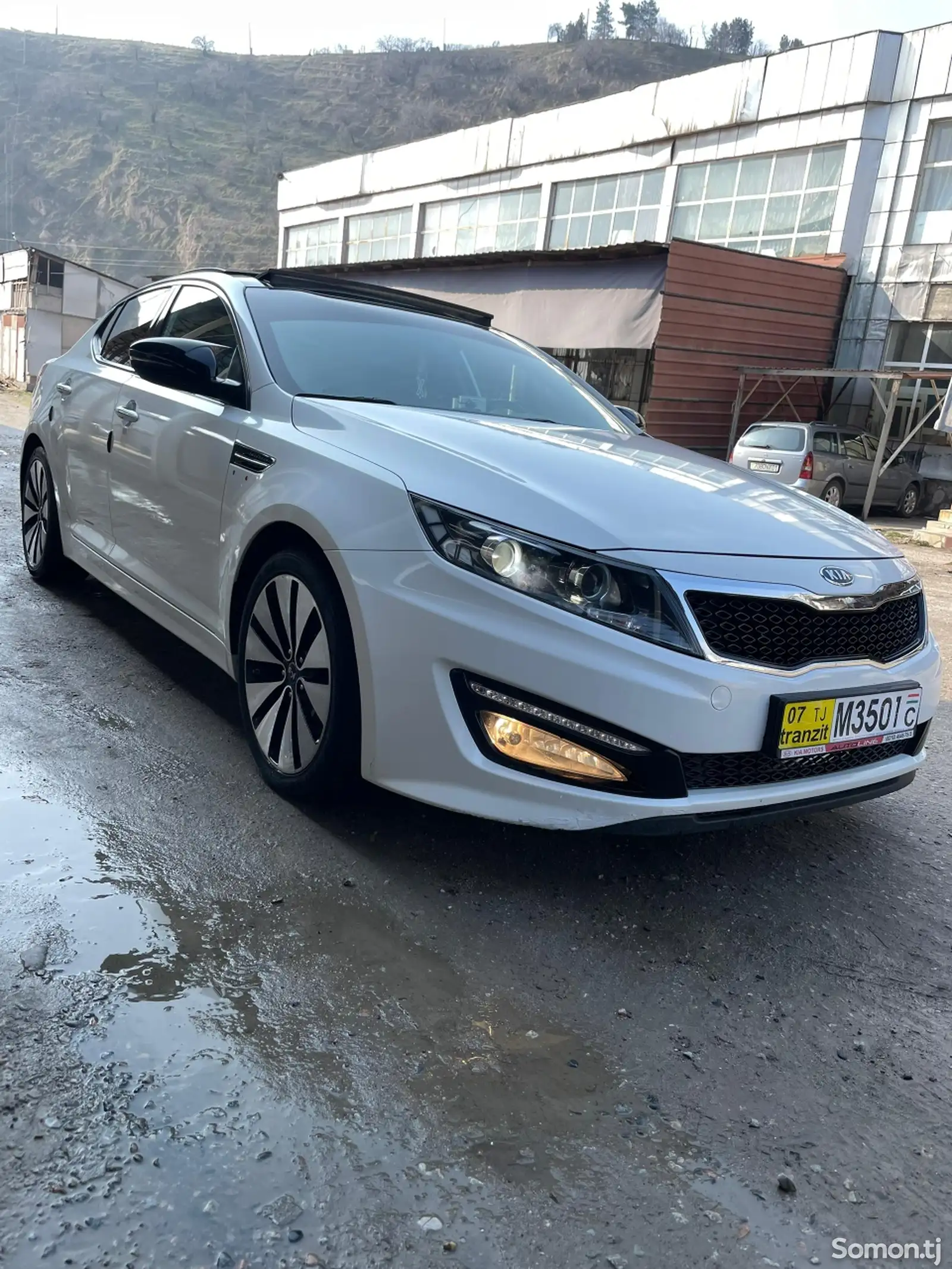 Kia K5, 2011-1