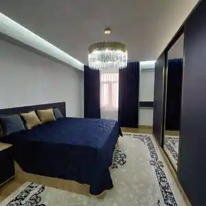 2-комн. квартира, 17 этаж, 60м², Исмоили Сомони, 2- й роддом