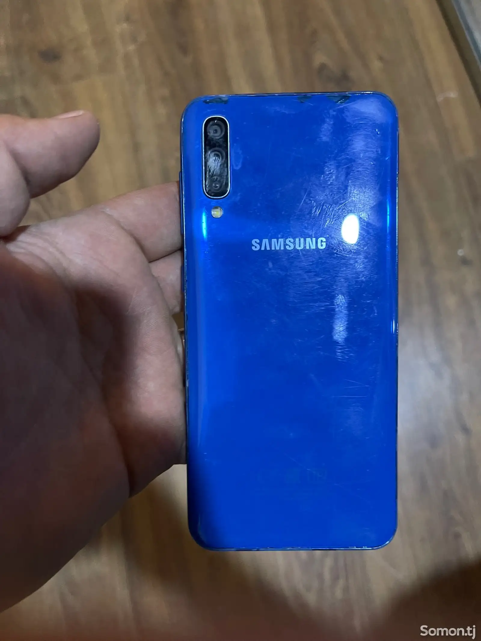 Samsung Galaxy A50-2