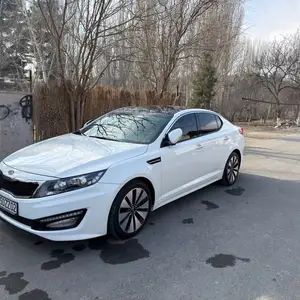 Kia K5, 2012