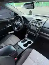 Toyota Camry, 2012-8