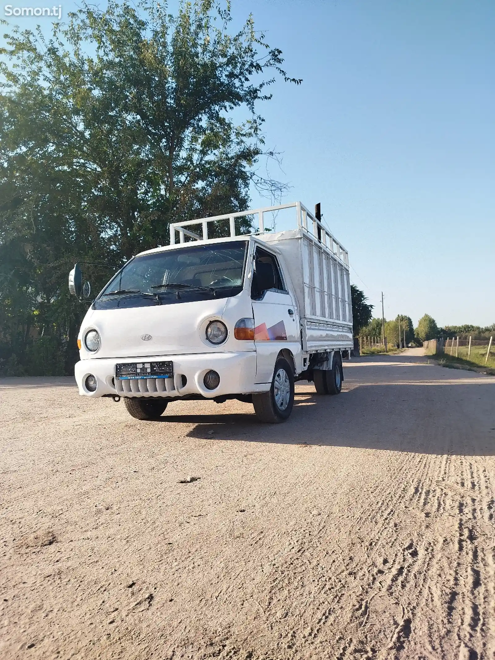 Бортовой автомобиль Hyundai Porter, 2000-1