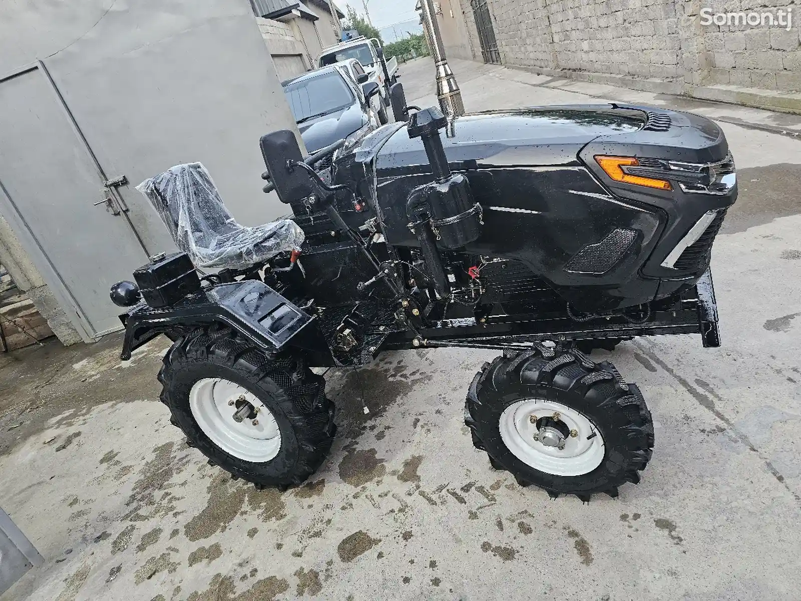 Трактор 1100-4