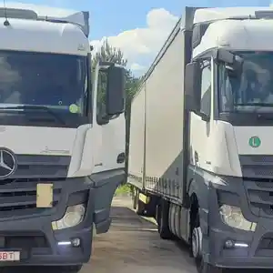 Грузовик Mercedes-Benz Actros 2545