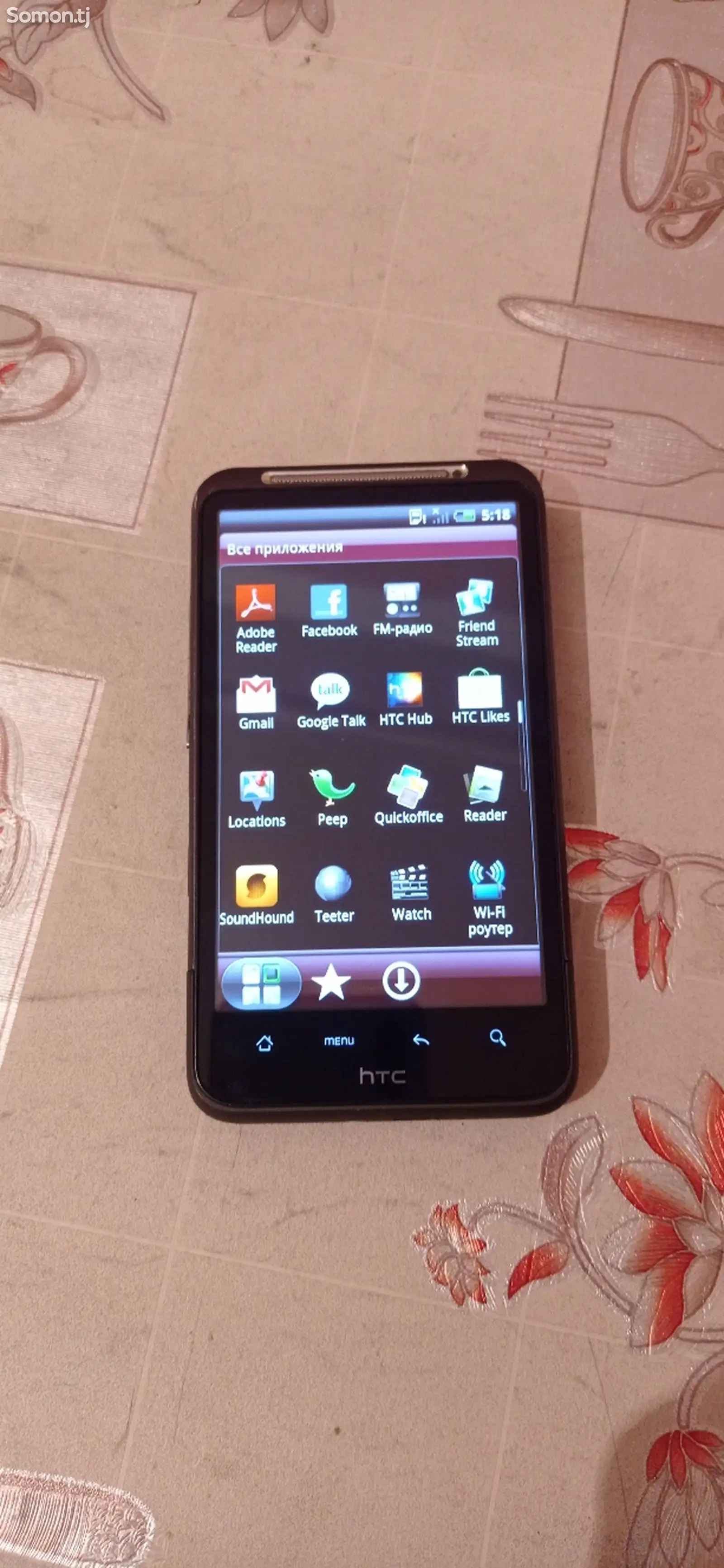 Телефон HTC-1