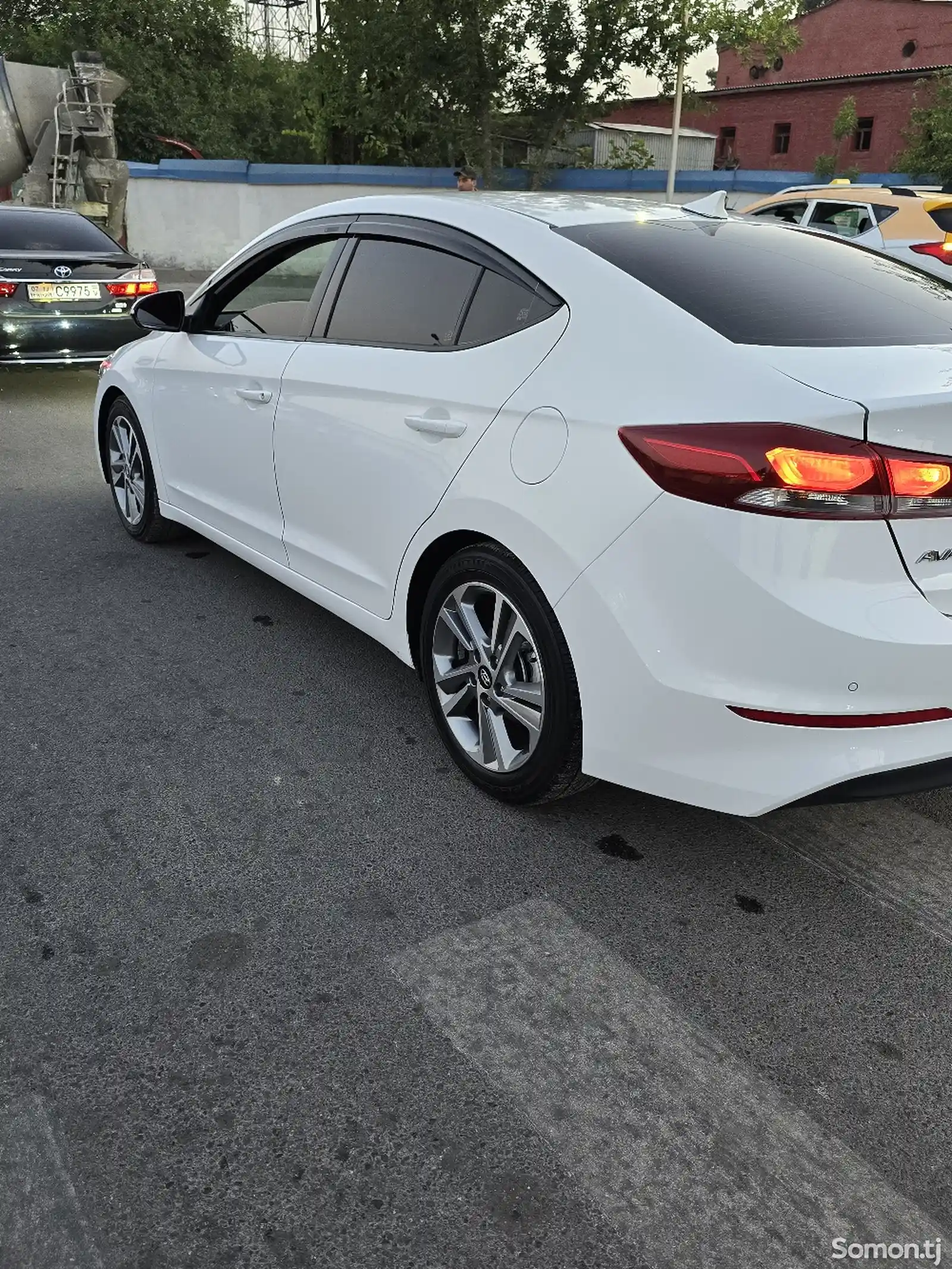 Hyundai Avante, 2017-1