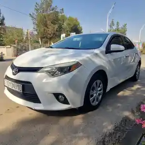 Toyota Corolla, 2015