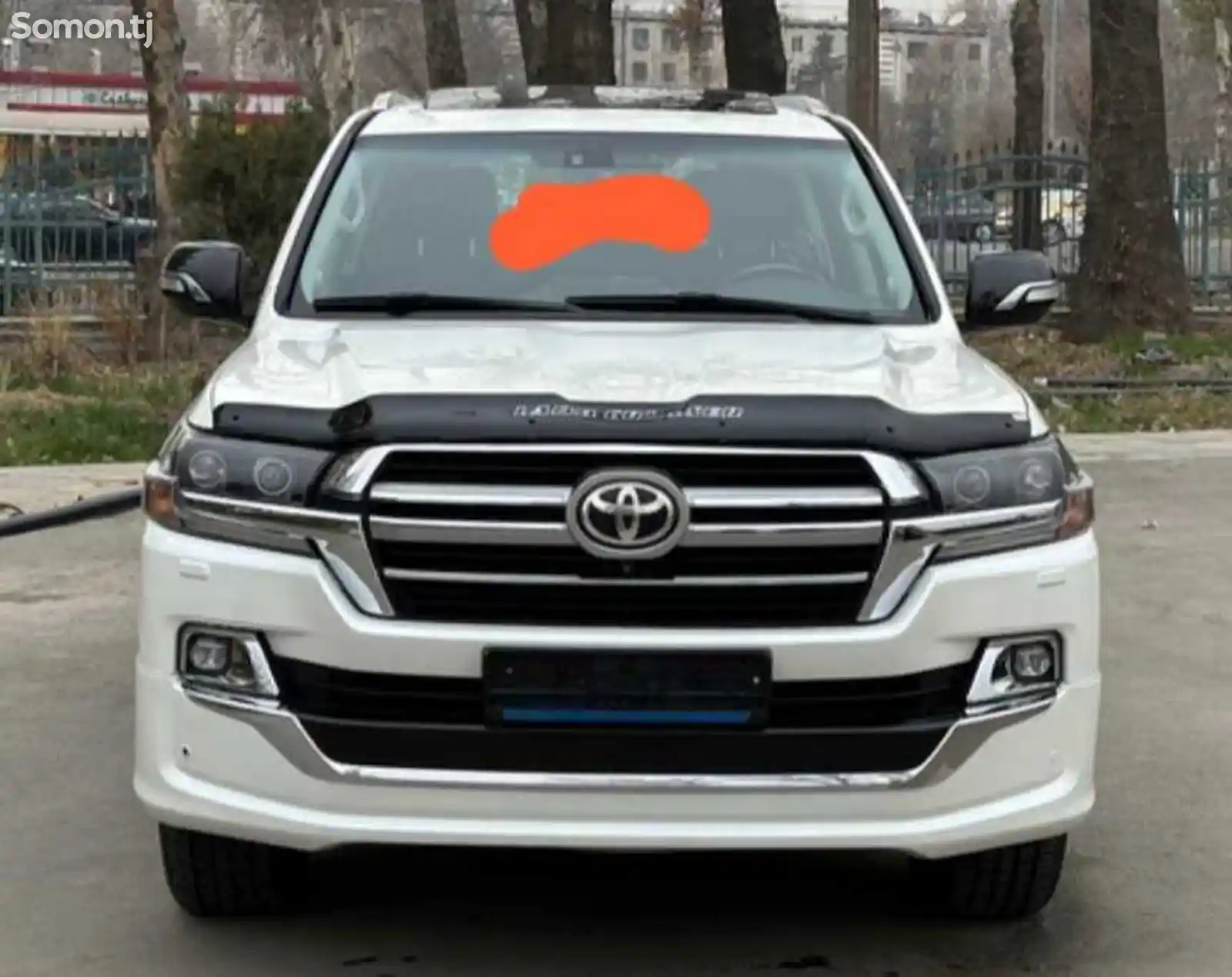 Лобовое стекло от Toyota Land Cruiser FJ200 2018