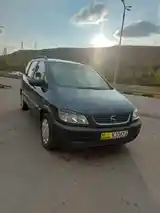 Opel Zafira, 2000-2