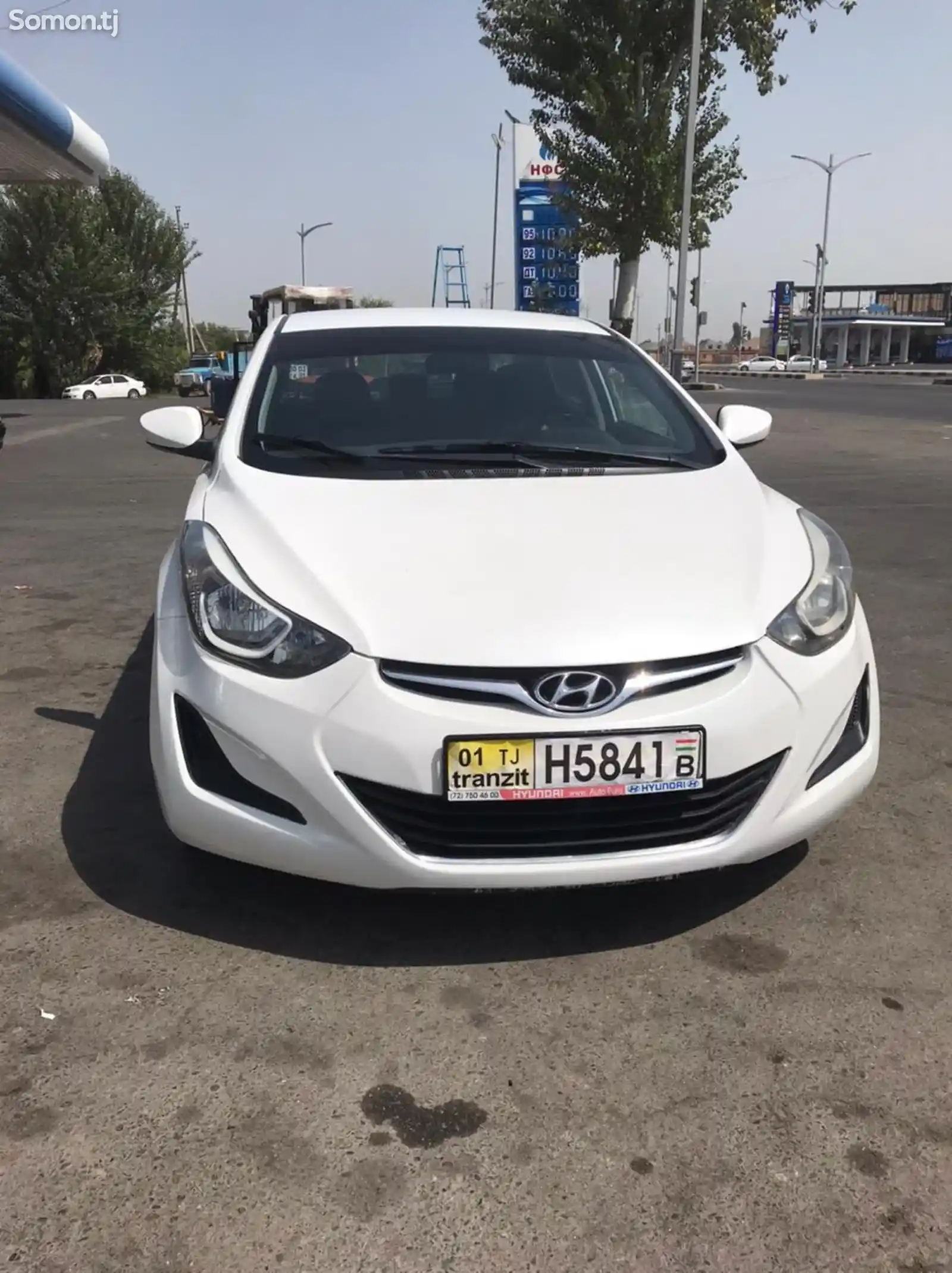 Hyundai Elantra, 2016-1