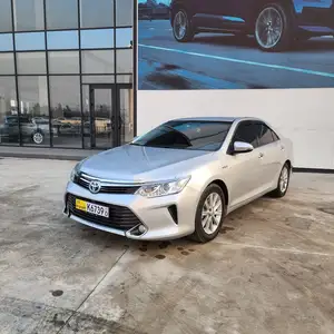 Toyota Camry, 2015