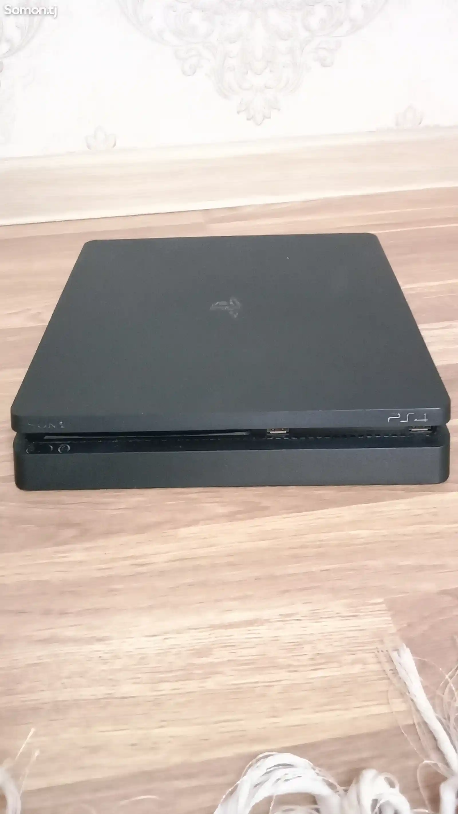 Игровая приставка Ps 4 slim 500gb-1