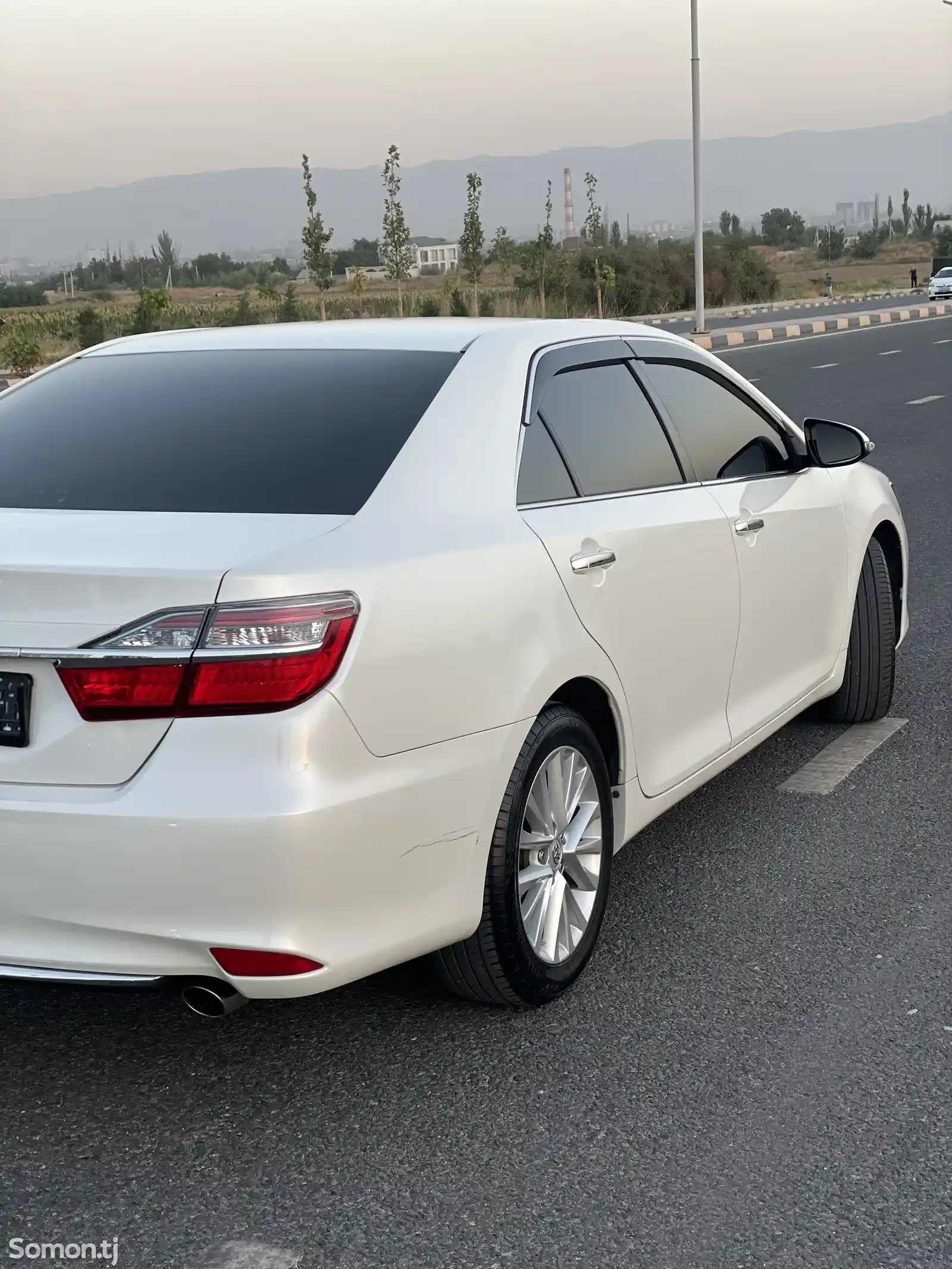 Toyota Camry, 2015-8