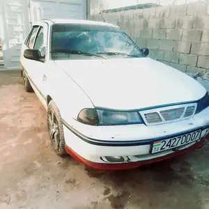 Daewoo Nexia, 1995