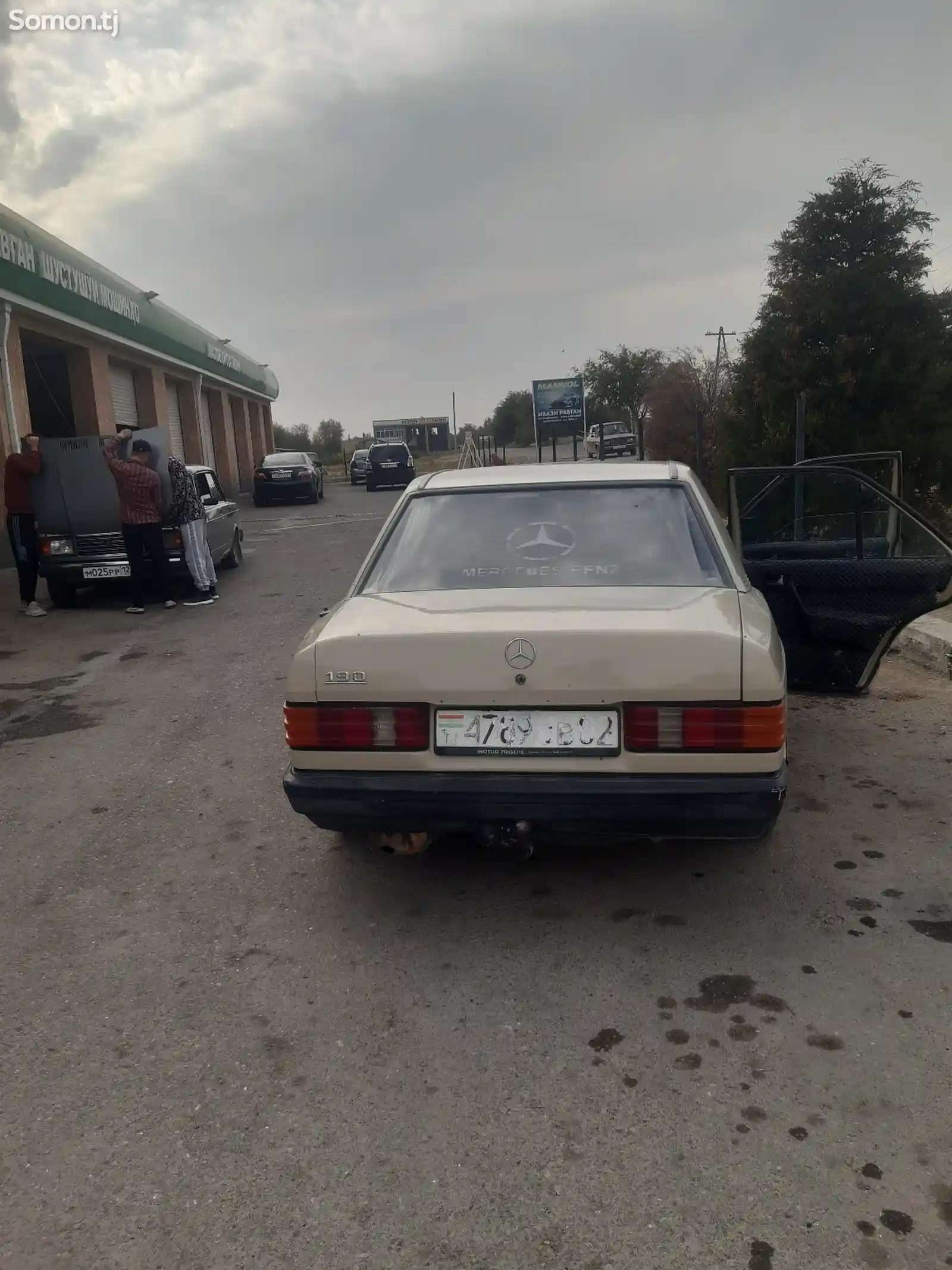 Mercedes-Benz W124, 1984-2